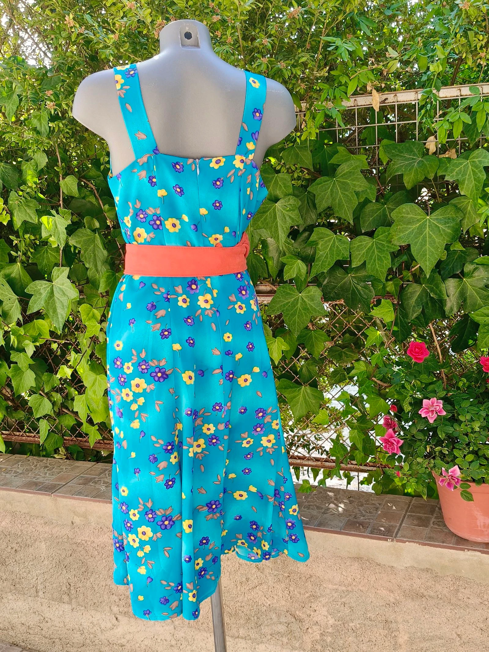 Robe fleurie vintage bleue – photo 8